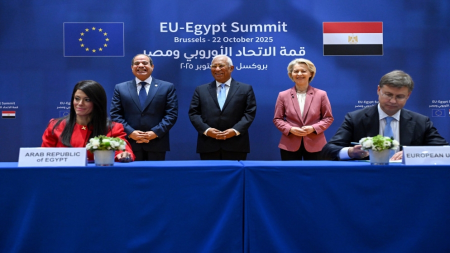 بروكسل تتعهد بتقديم 7.4 مليارات يورو للقاهرة خلال أول قمة أوروبيةمصرية