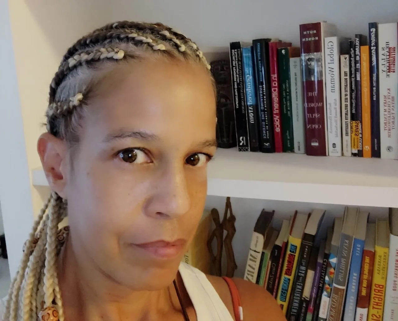 ضجة في الكيان .. أكاديمية إسرائيلية تشبّه إسرائيل بالنظام النازي