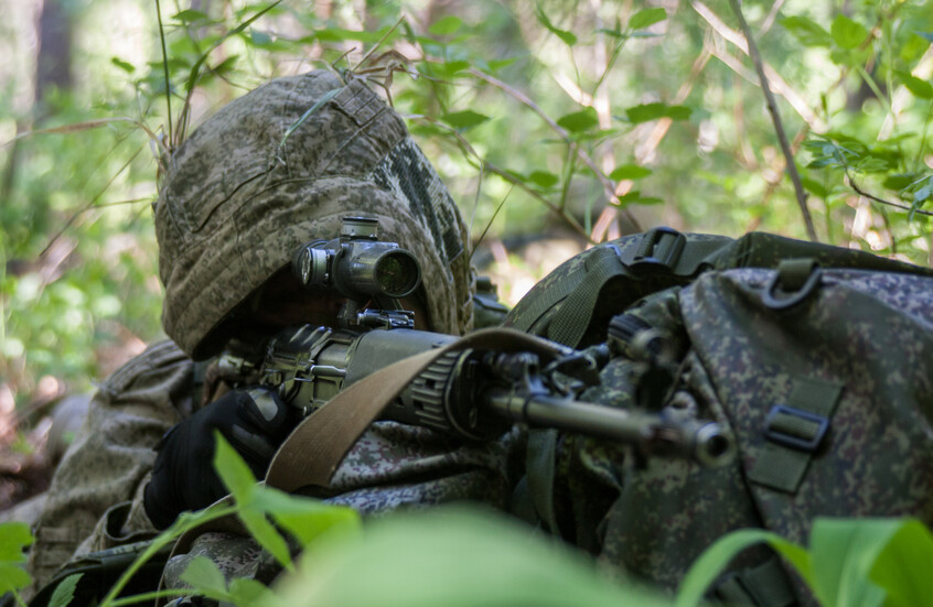 مجلة غربية تشيد بإحدى أشهر القناصات في روسيا