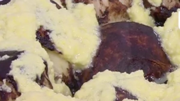 طريقة عمل خلية نحل بصوص الجبنة .. جديدة وغير تقليدية