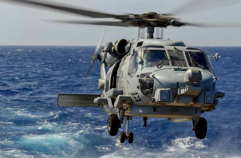 تحطم طائرتين تابعتين للبحرية الأمريكية في بحر الصين الجنوبي