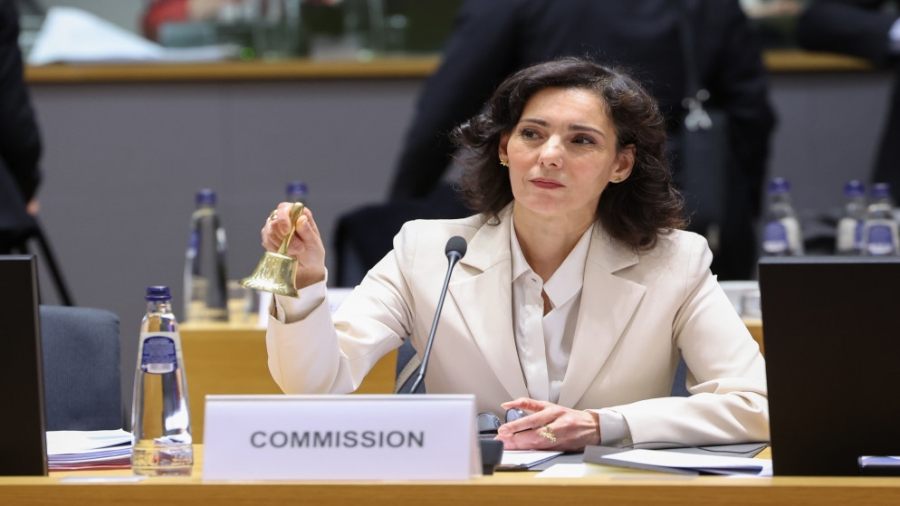 مفوضة أوروبية: إسرائيل قد تحتاج إلى قيادة جديدة لتحقيق السلام