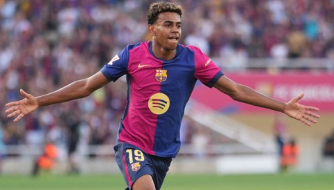 الأسوأ لم يأت بعد.. طبيب يفسر تراجع مستوى يامال