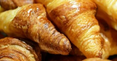 طريقة عمل 4 أنواع معجنات من عجينة واحدة بـ 3 أكواب دقيق