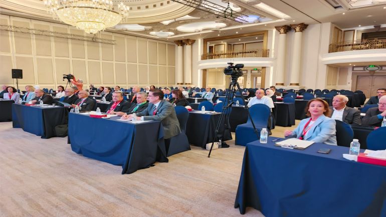 مشاركة نخبة من الأطباء والخبراء الدوليين في أحدث التطورات الطبية