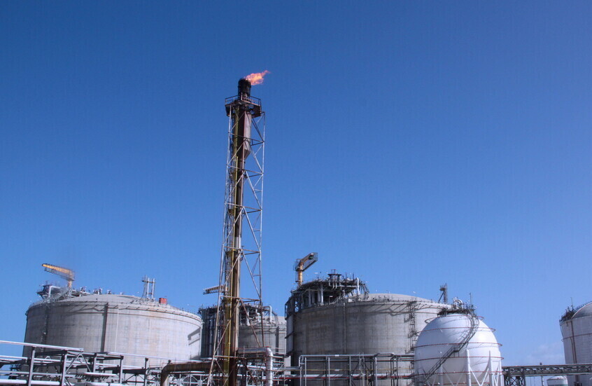 مغلق تماما.. الجزائر ترفض بتاتا أي محاولات لإعادة تصدير الغاز إلى إسبانيا عبر المغرب