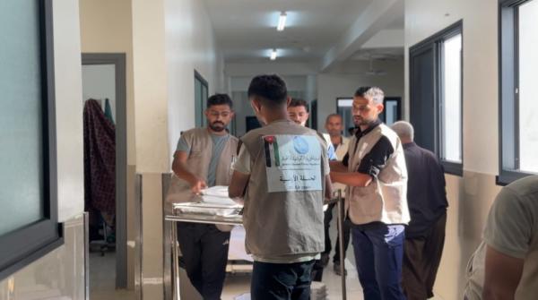 الحملة الأردنية تواصل توزيع الوجبات على المرضى والطواقم الطبية في القطاع