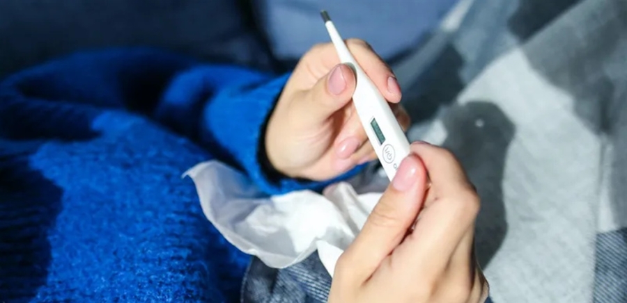 معلومات خطيرة عن الإنفلونزا وكوفيد19.. ما تأثيرها على الصحة؟