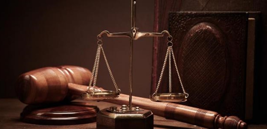 حكم مشدد بحق أب قتل ابنته الرضيعة دوسا بالأقدام