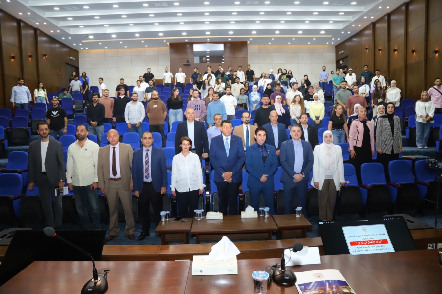 استيتية في محاضرة بجامعة البترا: المهارة والسلوكيات رأس المال الحقيقي للنجاح