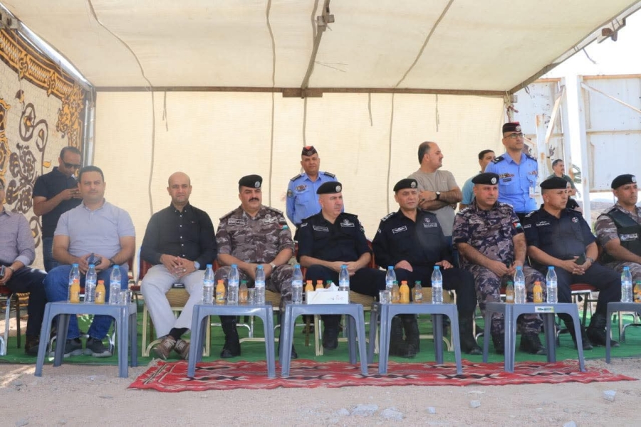 بالصور.. الدفاع المدني ينفذ تمرينا وهميا في العقبة للتعامل مع حالات الغرق والسيول