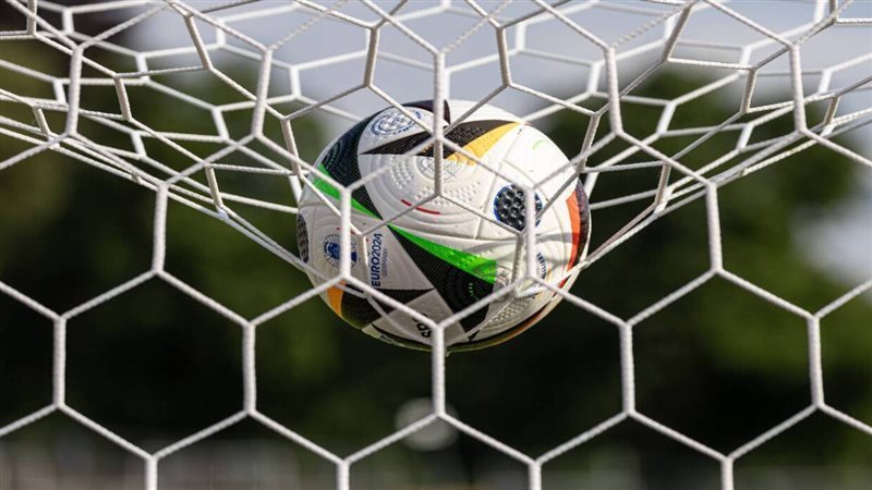 مواعيد مباريات اليوم الخميس 6112025 والقنوات الناقلة