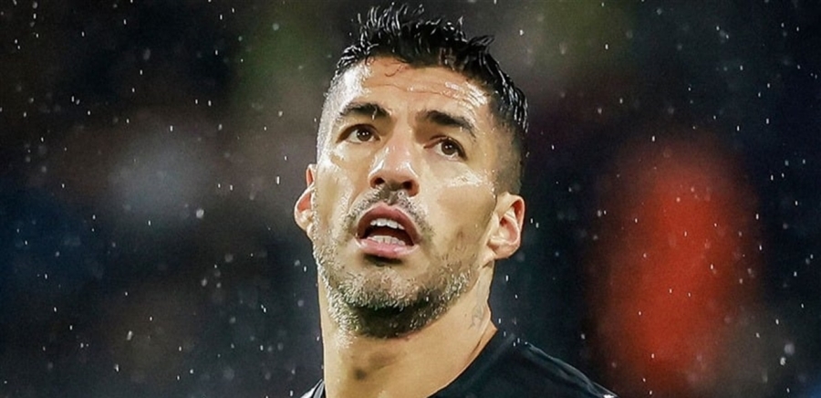 إيقاف سواريز عن مباراة حاسمة.. اليكم السبب