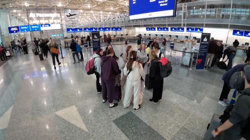 أزمة طيران غير مسبوقة في الولايات المتحدة بسبب الإغلاق الحكومي