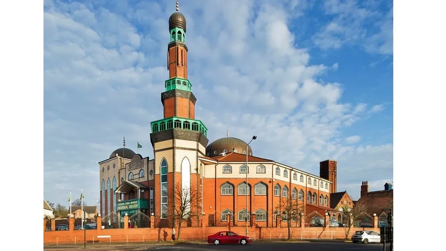 تصاعد الاعتداءات على المساجد في بريطانيا خلال 3 أشهر