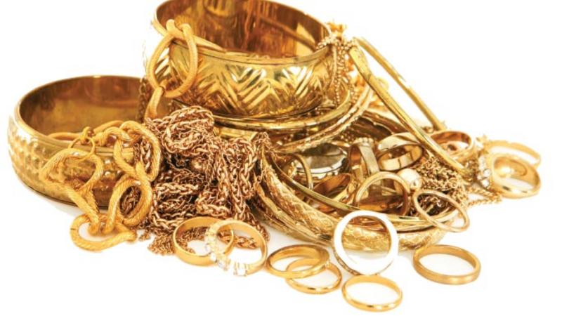 نقيب الصاغة ينفي وجود الذهب الصيني أو الروسي ويصف الانخفاض الأخير للأسعار بالطبيعي