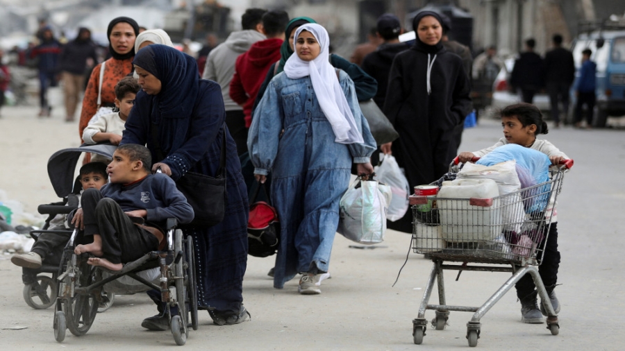 الصحة الفلسطينية تعلن استكمال حملة تطعيم الأطفال في قطاع غزة