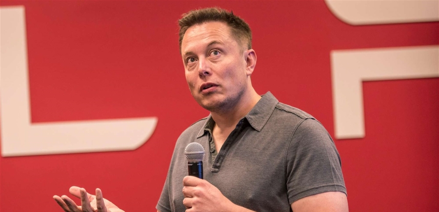 قد يصبح أول تريليونير في العالم.. مكافأة ضخمة لماسك!