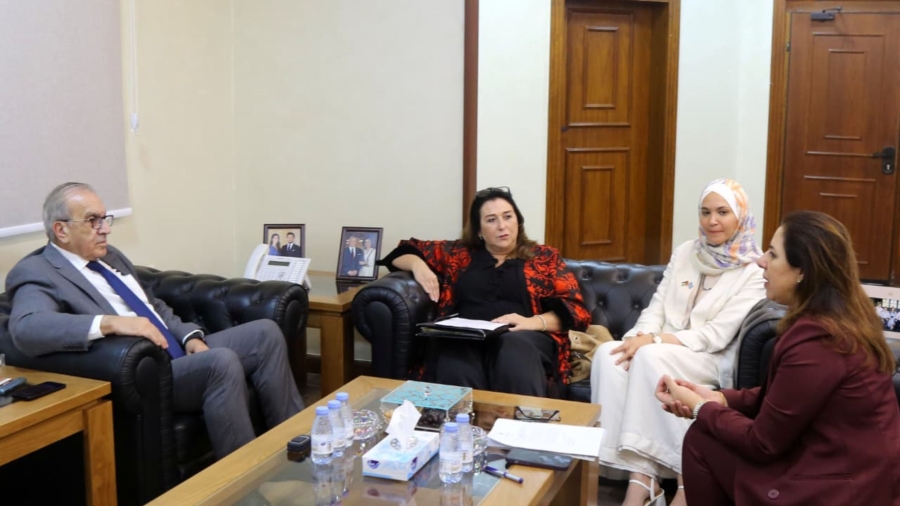 الأشغال تبحث مع برنامج الأمم المتحدة للمستوطنات الحضرية تعزيز التعاون في الإسكان والتنمية المستدامة