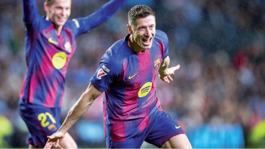 فليك يمتدح ليفاندوفسكي المختلف بعد هاتريك في شباك سيلتا فيجو