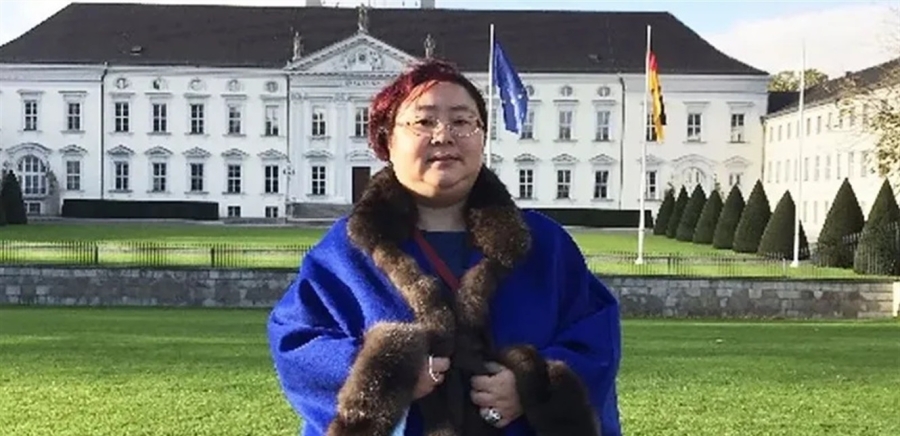 بعد احتيالها على 128 ألف شخص… السجن ينتظر ملكة الكريبتو