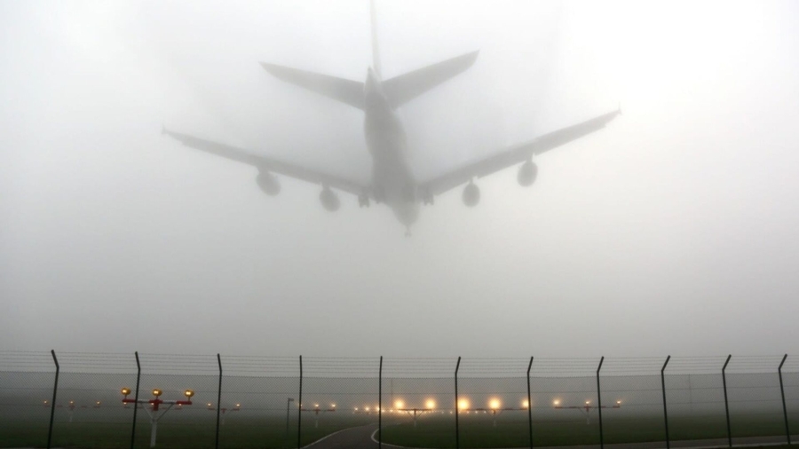 الكويت: تحويل رحلات جوية إلى مطارات مجاورة بسبب الضباب