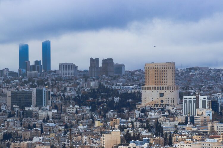 انخفاض ملموس على درجات الحرارة مع بقاء الأجواء غير مستقرة