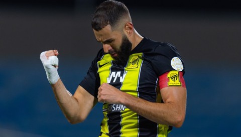 الاتحاد يزيد الغموض حول مصير 3 أجانب بينهم بنزيما