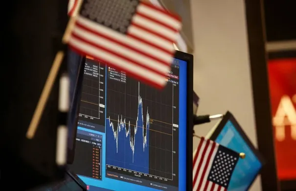تذبذب مؤشرات الأسهم الأميركية