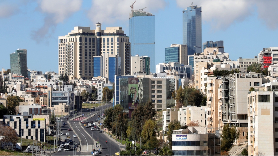 اقتصاديون: الدعم والاهتمام الملكي خارطة طريق لتنفيذ رؤية التحديث الاقتصادي