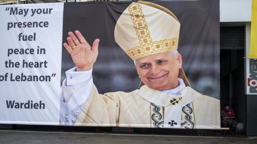 البابا يختتم زيارته إلى تركيا الأحد ليتوجّه بعدها إلى لبنان