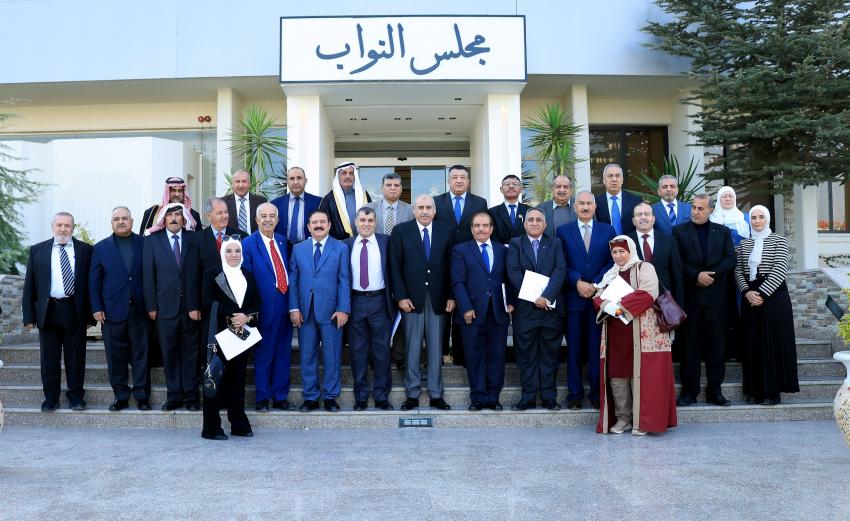 القاضي: المتقاعد العسكري والمحارب القديم ركن أساسي في مسيرة الوطن ونهضته