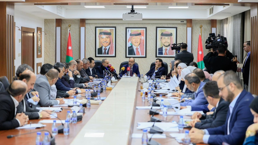 المالية النيابية: مناقشة موازنة الطاقة تركز على أمن التزوّد والتوسع في التنقيب لعام 2026