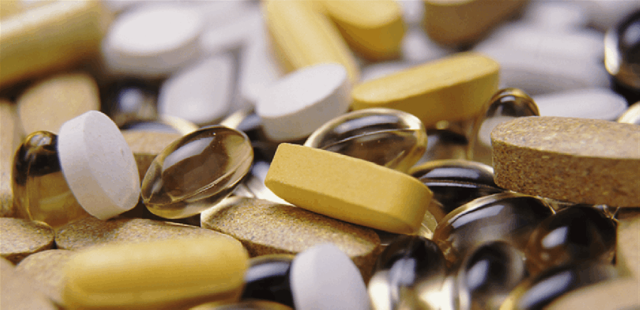 مكملات غذائية ينصح بتجنبها قبل النوم