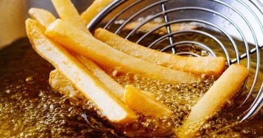 5 حيل لامتصاص الزيت الزائد من الأكل