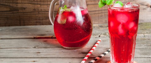 الكركديه.. مشروب طبيعي يدعم صحتك العامة وقد يفيد البروستاتا