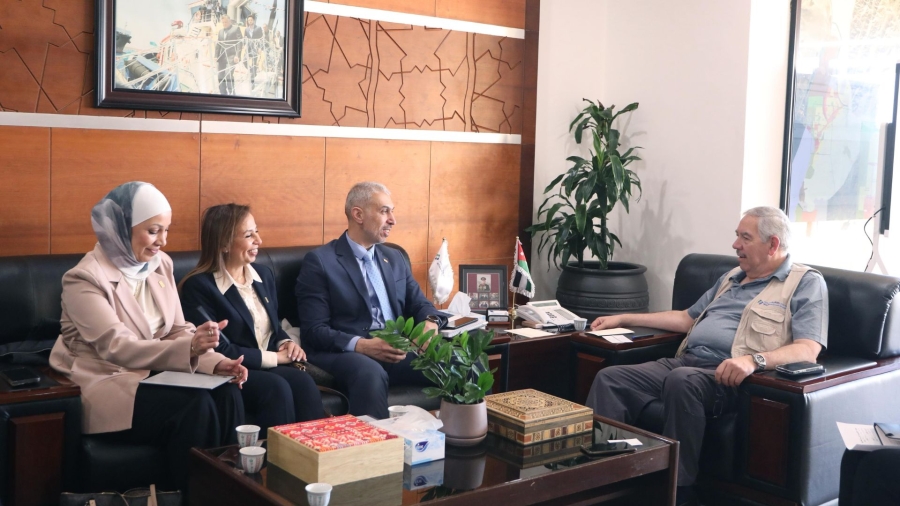 بحث التعاون بين العقبة الخاصة وأكاديمية الملكة رانيا لتدريب المعلمين