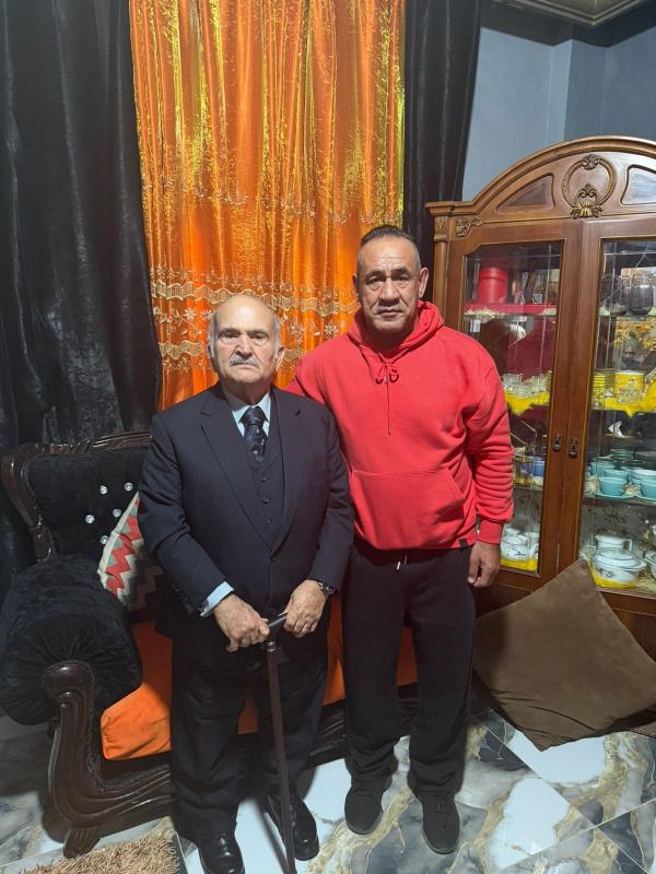 الأمير الحسن يزور الملاكم محمد أبو خديجة للاطمئنان عليه وتقديراً لمسيرته الرياضية