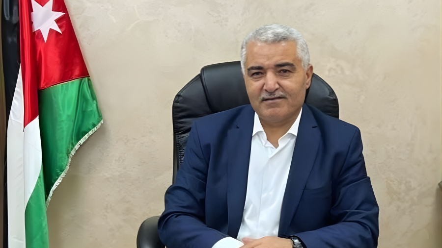 محافظ معان يتفقد توافر السلع الأساسية استعدادًا للظروف الجوية الشتوية