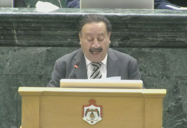 جمال قموه:  المواطن الأردني تعب من أن يكون العجز عنوان الموازنات