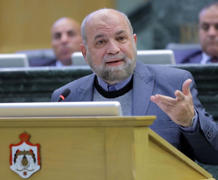 أبو الرب: الموازنة لا تلبي احتياجات الزرقاء وتحتاج تخصيصًا عادلاً