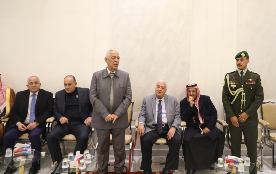 مندوبا عن الملك وولي العهد.. العيسوي يعزي العجارمة والعمايرة والرحامنة والنجار وأبو حسان