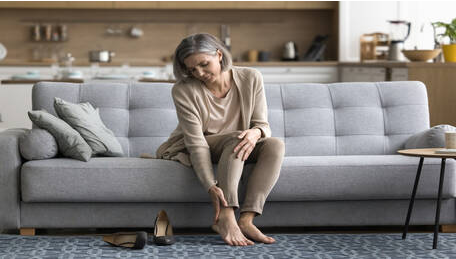 المشروب الأفضل لصحة عظام المرأة مع التقدم في السن