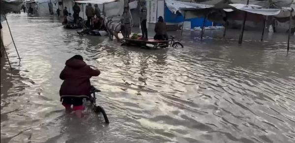 الفيضانات تودي بحياة 20 وفقدان العشرات في بوليفيا