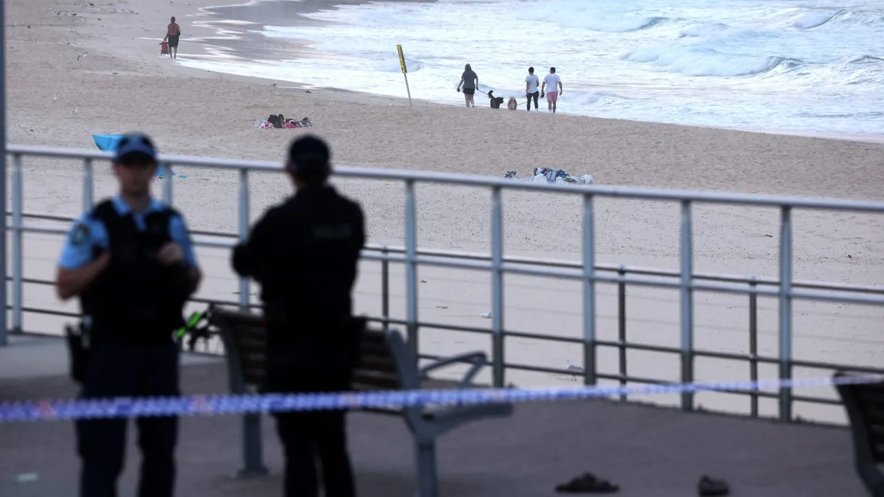 قيادي في البرلمان الإيراني يُرجح تورط إسرائيل بهجوم سيدني