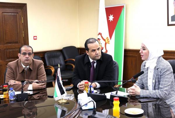 وزارة الصناعة والتجارة والتموين تؤكد أهمية ترسيخ الثقافة المؤسسية لتعزيز الأداء والخدمات