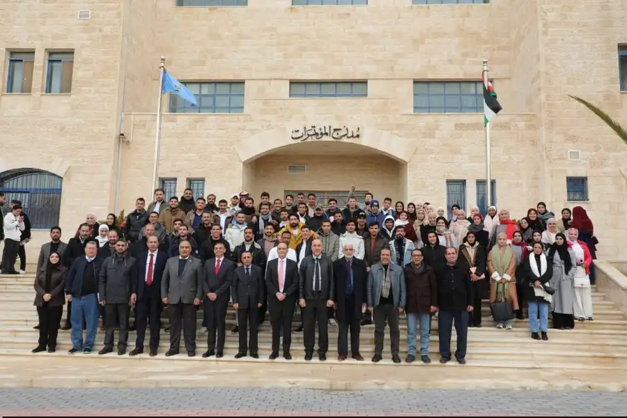 جامعة الزرقاء تنظم محاضرة حول “تحولات المستقبل في عصر الذكاء الاصطناعي”