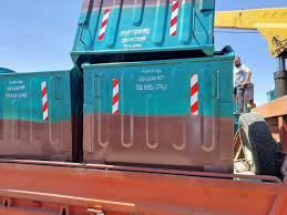 توزيع 435 حاوية معدنية على بلديات في الشمال للحد من الإلقاء العشوائي للنفايات