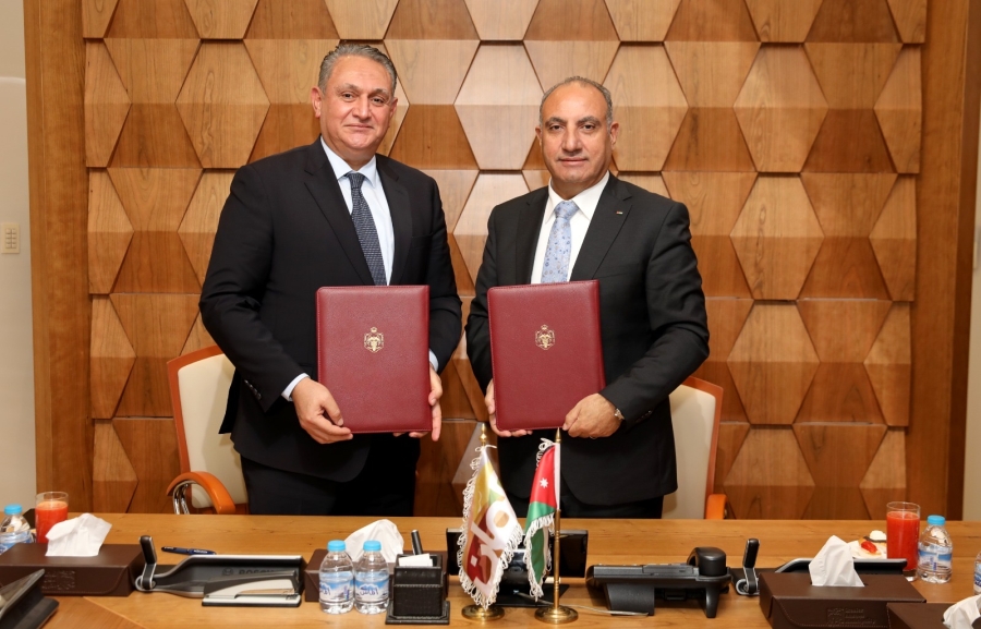 أمانة عمان ووزارة البيئة توقّعان اتفاقية لتعزيز إدارة النفايات والحفاظ على البيئة في الأماكن العامة