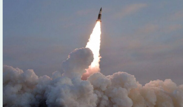 كوريا الشمالية تطلق مقذوفًا باتجاه بحر اليابان في تصعيد عسكري جديد